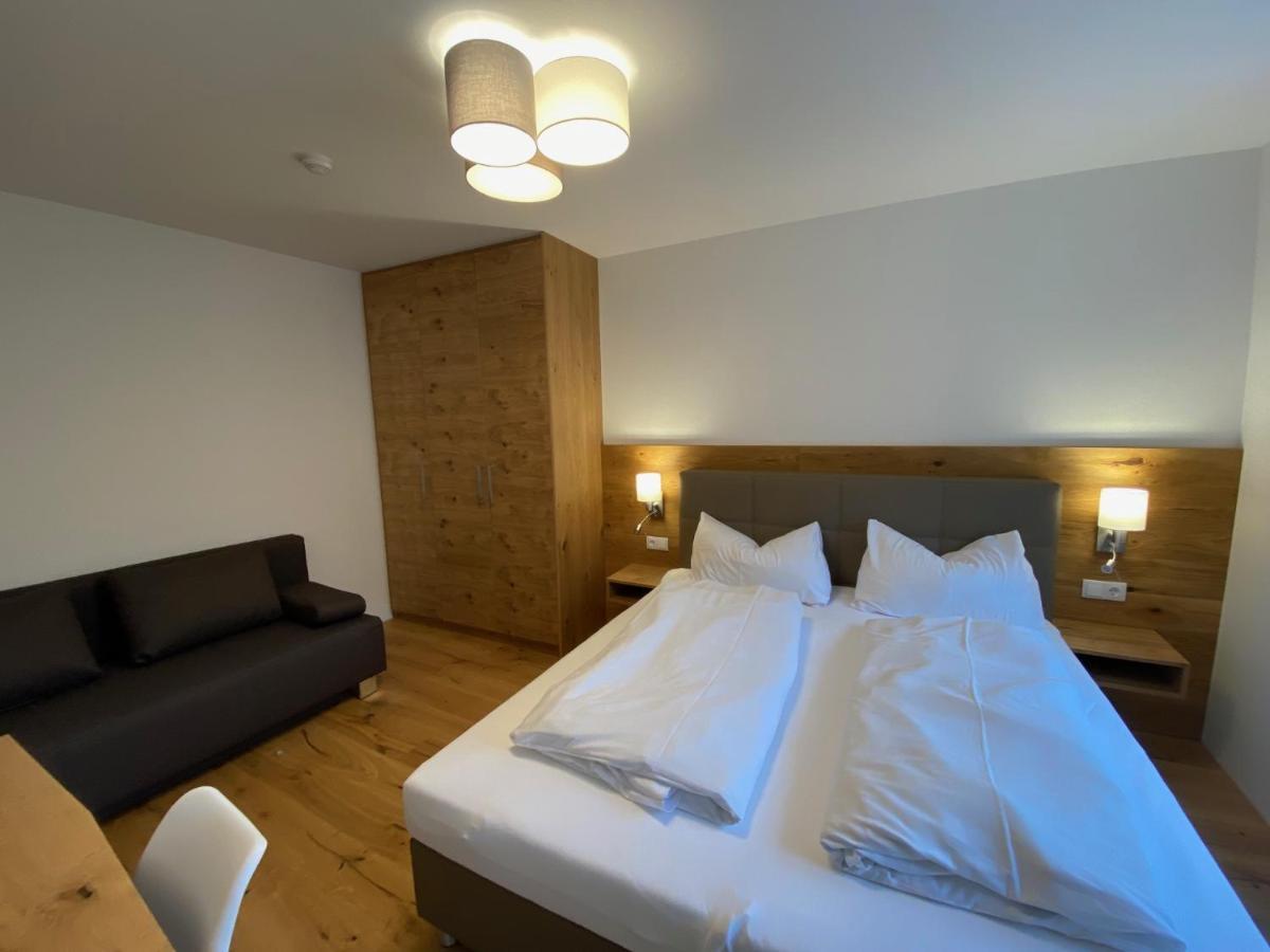 Apartments Freitag - H1 Winden am See Екстериор снимка