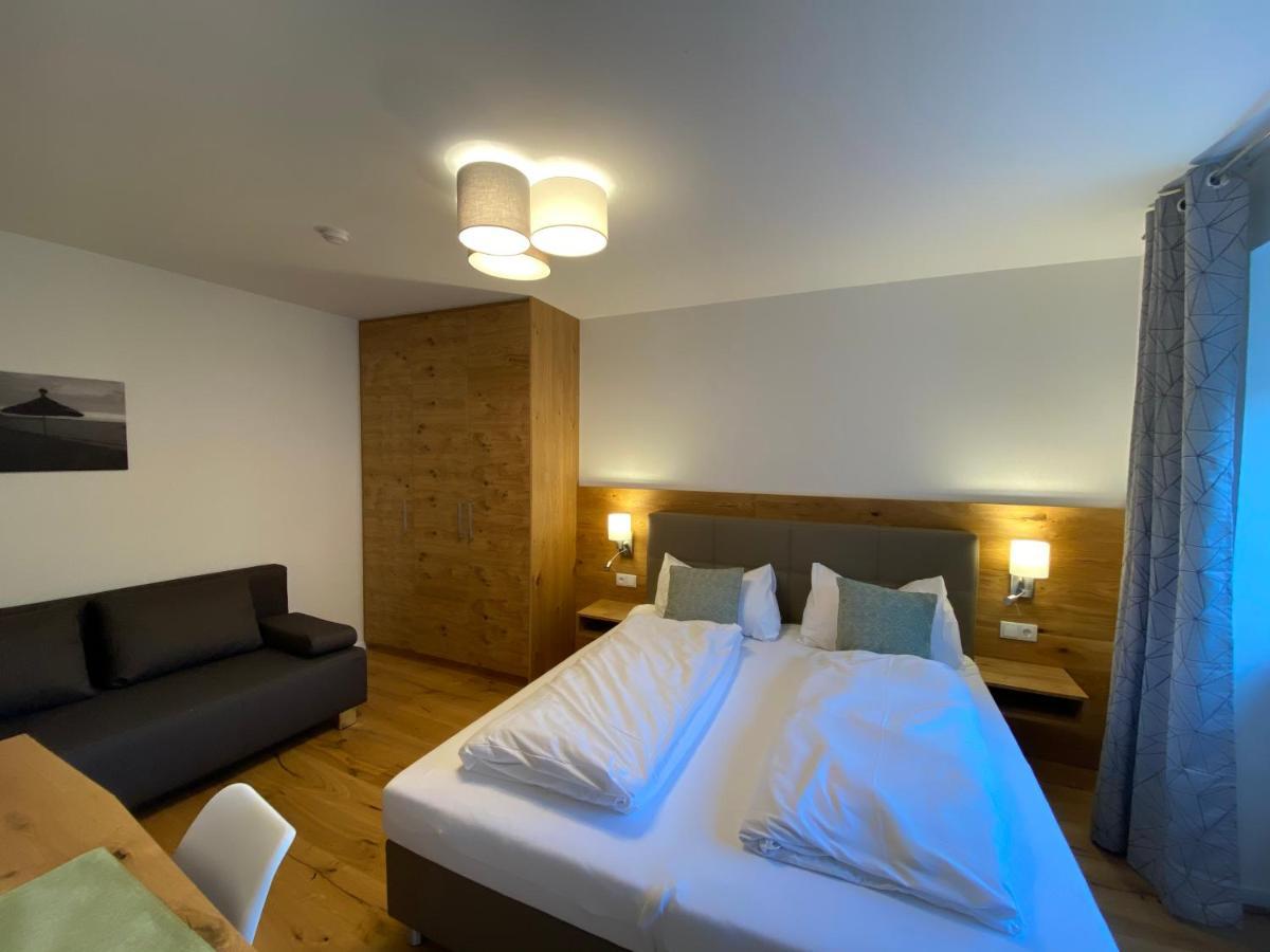 Apartments Freitag - H1 Winden am See Екстериор снимка
