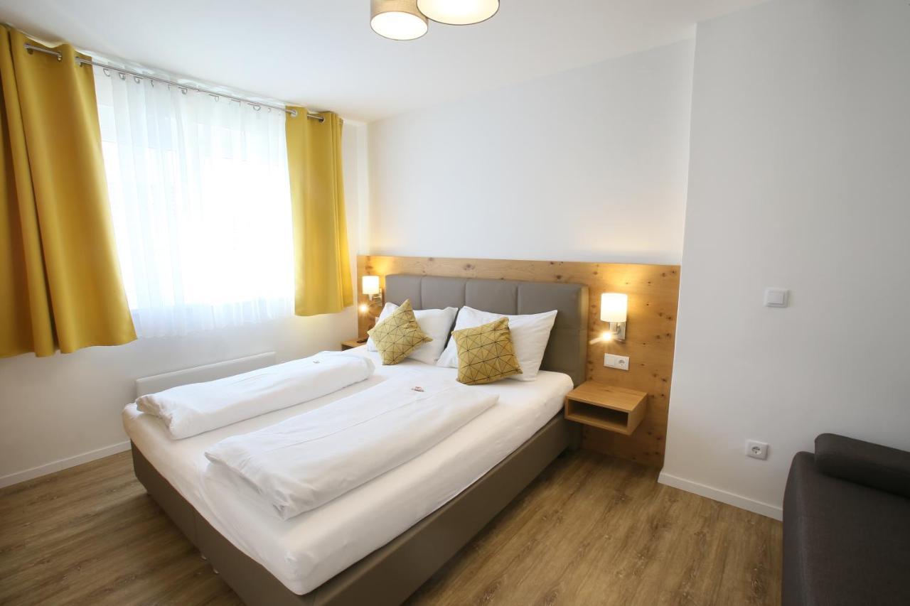 Apartments Freitag - H1 Winden am See Екстериор снимка